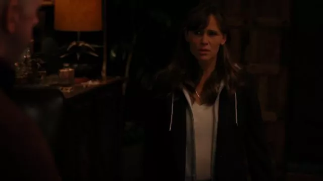 Veronica Beard Classic Dickey Jacket worn by Hannah Hall (Jennifer Garner) as seen in The Last Thing He Told Me (S01E07)