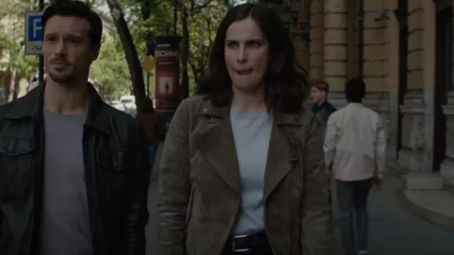 AllSaints Dalby Jacket porté par l’agent spécial Jamie Kellett (Heida Reed) comme vu dans FBI: International (S02E22)