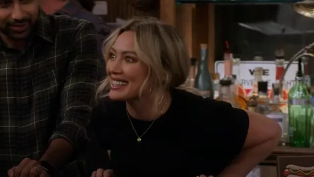 Gorjana Beau Necklace worn by Sophie (Hilary Duff) as seen in How I Met Your Father (S02E13)