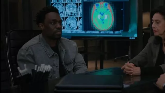 Calvin Klein Utility Trucker Jacket porté par Joe Butler (Bru Aju) comme on le voit dans le manifeste (S04E12)