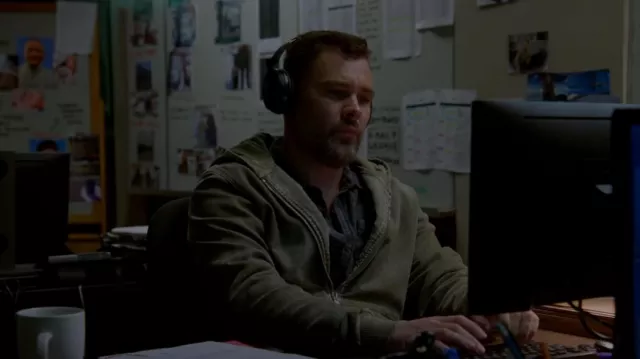 Veste Diesel J Nigel portée par Adam Ruzek (Patrick Flueger) vue dans Chicago P.D. (S10E22)