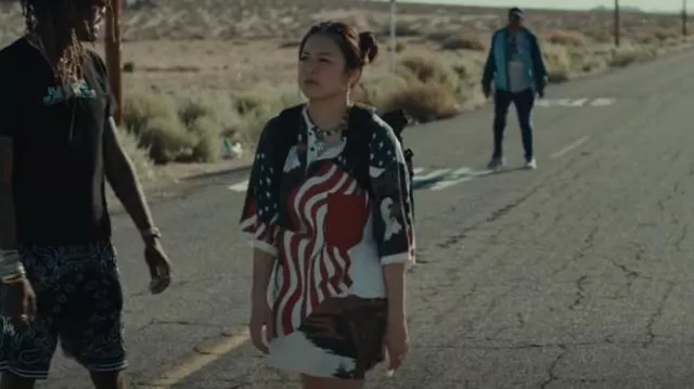 80s Vintage Usa T-Shirt worn by Emma (Christine Ko) as seen in DAVE (S03E06)