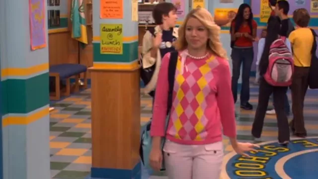 Pink and Yellow Argyle Sweater worn by Missy Meany (Carlie Casey) in Ned's Declassified School Survival Guide (S03E16)