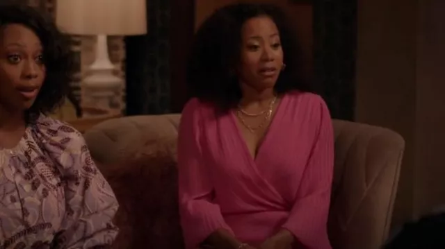 One33 Social Pleated V Neck Cocktail Dress worn by Jasmine as seen in black-ish (S08E03)