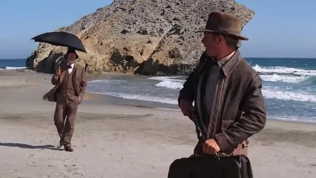 Costume en tweed 3 pièces porté par le professeur Henry Jones (Sean Connery) comme on le voit dans Indiana Jones et la dernière croisade
