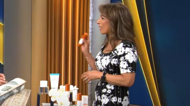 Milly Floral Fit and Flare Dress porté par Michelle Miller comme vu dans CBS Mornings le 11 juin 2023