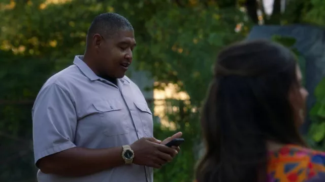 Reloj Casio G-Shock usado por Albert 'Gib' Gibson (Omar Benson Miller) como se ve en True Lies (S01E10)