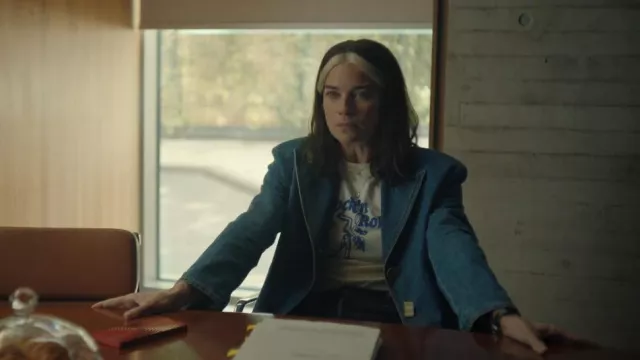 Rejina Pyo Sloane Denim Blazer worn by Joan (Annie Murphy) as seen in Black Mirror (S05E01)