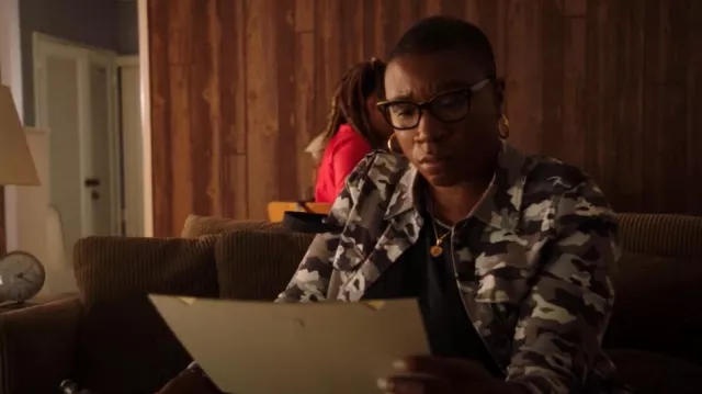 L'Agence Cromwell Military Jacket worn by Henrietta 'Hen' Wilson (Aisha Hinds) as seen in 9-1-1 (S02E07)