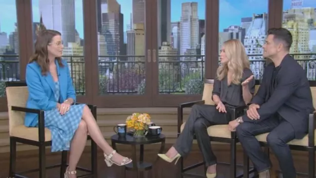 Valentino Garavani Roman Stud 60mm Block-heel Sandals worn by  Bridget Maoynahan as seen in LIVE with Kelly and Mark on June 26, 2023