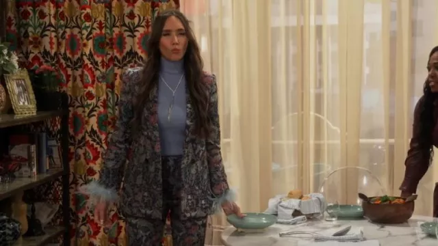 Maje Manuplume Feather Trim Sweater worn by Tinsley (Patty Guggenheim) as seen in iCarly (S03E05)