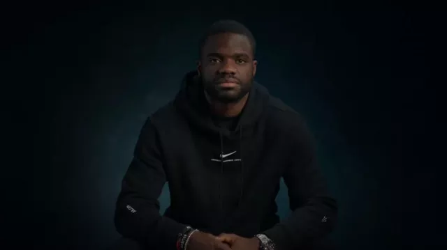 Nike Nocta Basketball Sweat à capuche porté par Frances Tiafoe vu dans Break Point (S01E09)