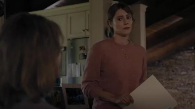 Rag & Bone Elsa Jersey de cuello redondo usado por Marybeth Pickett (Julianna Guill) como se ve en Joe Pickett (S02E04)