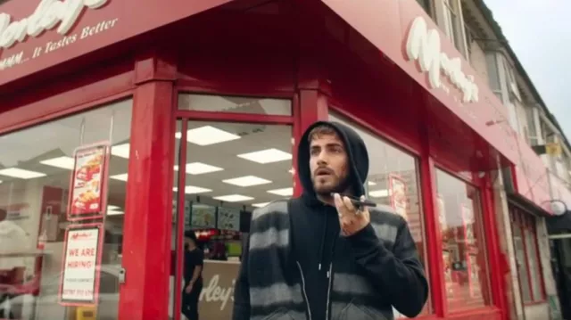 Stüssy Block Re­versible Vest worn by Memet (Kerim Hassan) as seen in Champion (S01E05)