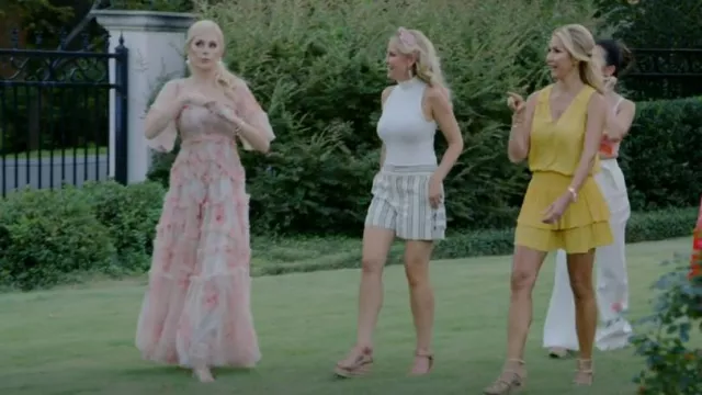 Monse Fringed Striped Print Shorts usados por Stephanie Hollman como se ve en The Real Housewives of Dallas (S05E06)