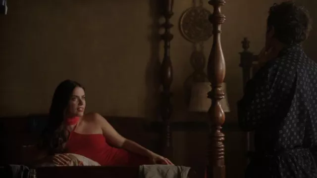 Reformation Helio Dress worn by Vida Perez Prescott (Lorenza Izzo) as seen in Panhandle (S01E08)
