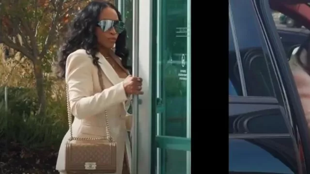 Acelyn Sol­id Of­fice Work Suit Deep V Neck Open Front Long Sleeve Blazer worn by Monyetta Shaw Carter as seen in The Real Housewives of Atlanta (S15E09)