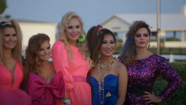 Valentino Puff Sleeves Mini robe à volants portée par Kameron Westcott vue dans The Real Housewives of Dallas (S05E15)