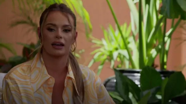 Chemise à manches longues Ronny Kobo Swirl Print portée par Juliette Porter vue dans Siesta Key (S05E03)