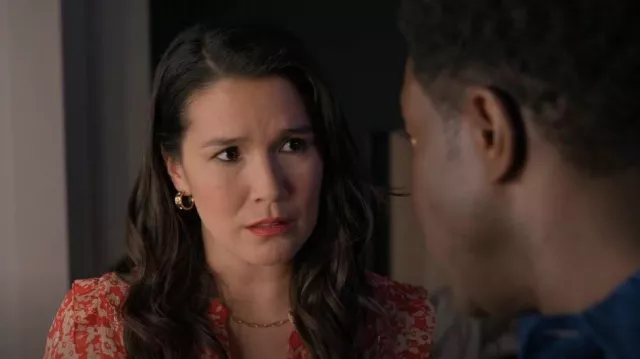 Gorjana Parker Necklace worn by Zoë (Zoë Chao) as seen in The Afterparty (S02E01)