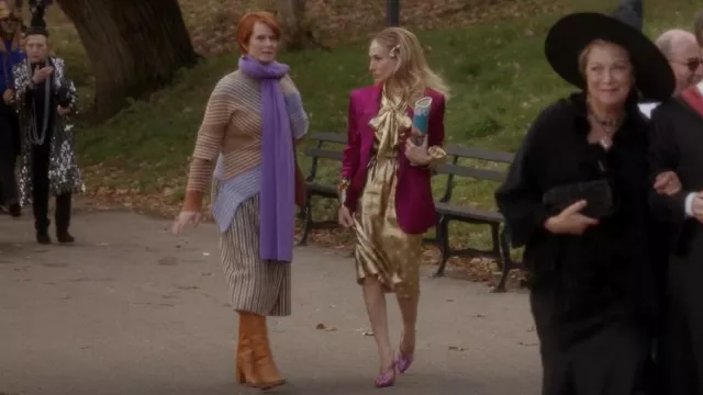 Chloe Edith Botas usadas por Miranda Hobbes (Cynthia Nixon) como se ve en And Just Like That... (S02E05)