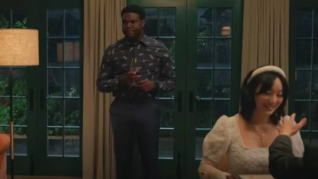 Chemise feuille Paul Smith portée par Aniq (Sam Richardson) vue dans The Afterparty (S02E01)