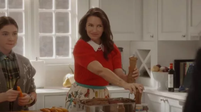 Alice + Olivia Chase Cable Knit Puff Sleeve Sweater porté par Charlotte York (Kristin Davis) comme on le voit dans And Just Like That... (S02E05)