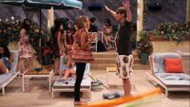 Billabong Kook A Nutz Havana Board Shorts worn by Kendall Knight (Kendall Schmidt) in Big Time Rush (S02E03)