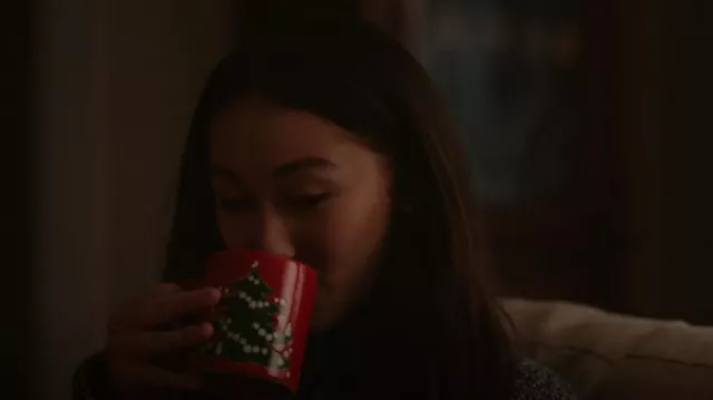 Waechtersbach Red Mug Christmas Tree used by Belly (Lola Tung) as seen in The Summer I Turned Pretty (S02E02)