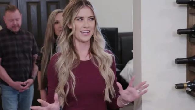 Skims Long Sleeve Stretch Cotton T-Shirt worn by Christina El Moussa as seen in Christina on the Coast (S05E07)