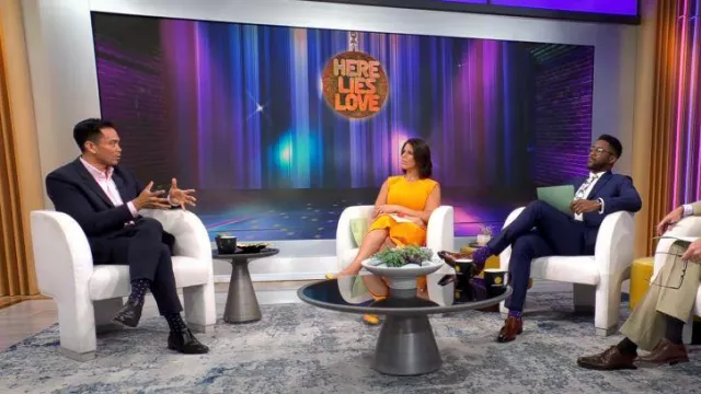 Robe drapée latérale Zara portée par Dana Jacobson comme vu dans CBS Mornings le 28 juillet 2023