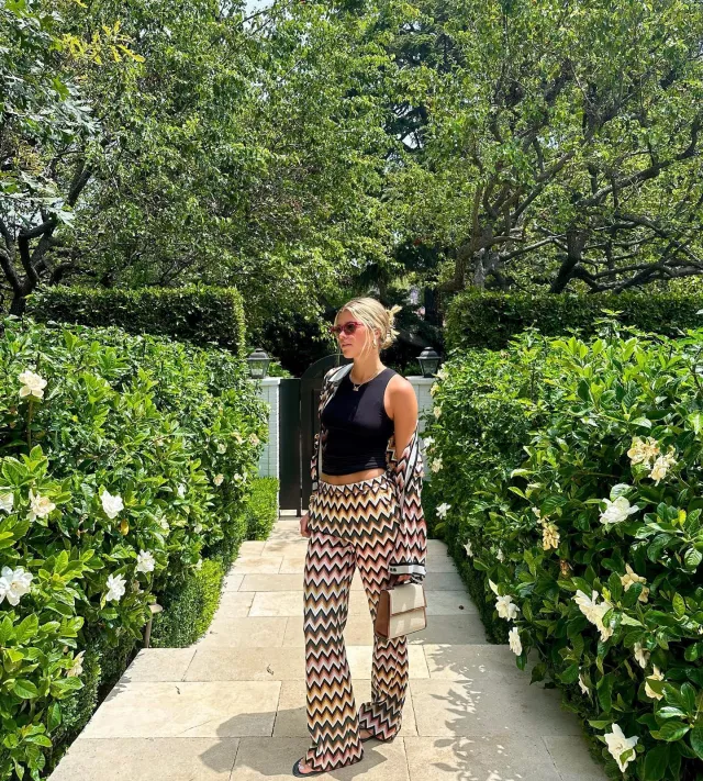 Saint Laurent Sunglasses worn by Sofia Richie on her Instagram on July 30, 2023