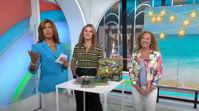 Cinq a Sept Marta Cami en bleu atomique porté par Hoda Kotb comme vu dans Aujourd’hui avec Hoda & Jenna le 31 juillet 2023