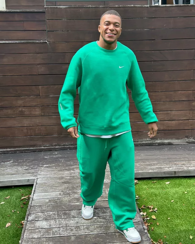 Nike x Nocta Green Tech Fleece Sweatpants worn by Kylian Mbappé on his Instagram account @k.mbappe