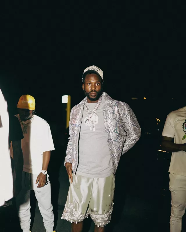 Dior Grey Couture T-Shirt worn by Meek Mill on his Instagram account @meekmill