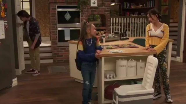 Converse Run Star Hike Hi Sneakers worn by Ivy (Emmy Liu-wang) as seen in Raven's Home (S06E14)
