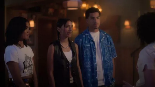 Chemise à manches courtes imprimée Rhude Bandana portée par Andre Johnson, Jr. (Marcus Scribner) comme on le voit dans grown-ish (S06E07)