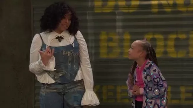 Miaou Venus Corset worn by Raven Baxter (Raven-Symoné) as seen in Raven's Home (S06E12)