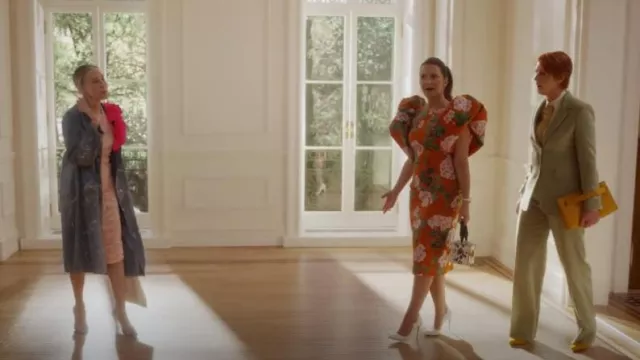 Max Mara Crepe Trousers in Green worn by Miranda Hobbes (Cynthia Nixon) as seen in And Just Like That… (S02E09)