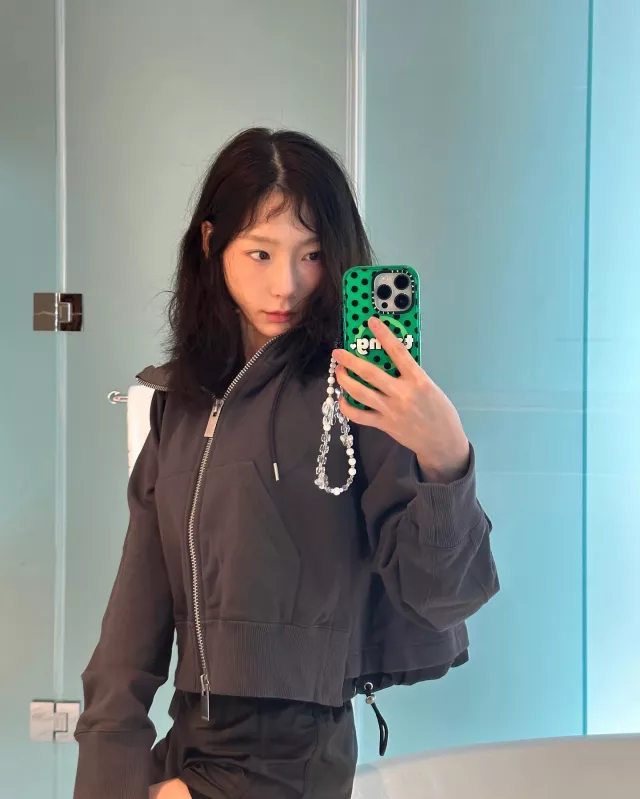 Casetify Butterfly Phone Charm Aurora worn by Taeyeon on her Instagram on August 14, 2023