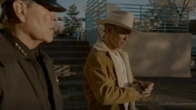 Old Navy Holiday 2004 Faux Shearling Workwear Coat worn by Joe Leaphorn (Zahn McClarnon) as seen in Dark Winds (S02E01)