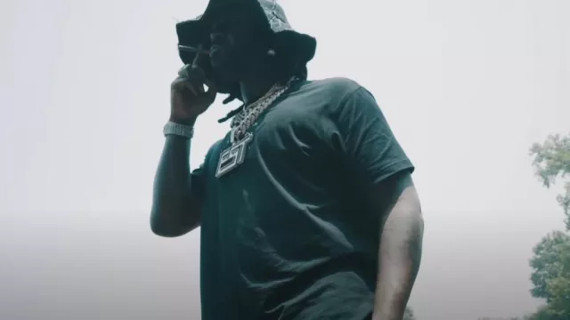 Burberry Black Outlined Check EKD T-Shirt worn by EST Gee in XXL (Official Music Video)