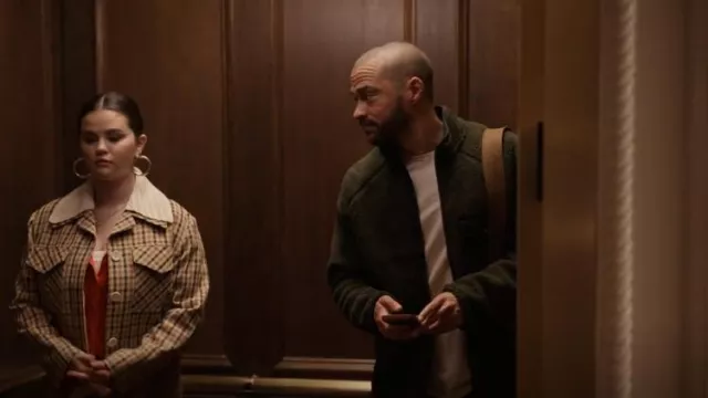 Fjallraven Vardag Pile Fleece Jacket porté par Tobert (Jesse Williams) comme on le voit dans Only Murders in the Building (S03E03)