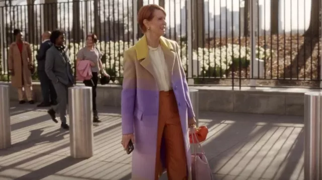Oscar De La Renta Om­bré Wool-blend Coat worn by Miranda Hobbes (Cynthia Nixon) as seen in And Just Like That… (S02E10)