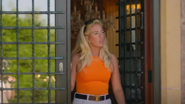 Zara Over­sized Blouse worn by Paris Fury as seen in At Home with the Furys (S01E02)