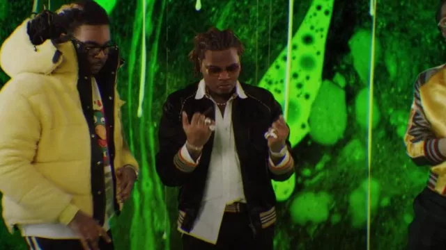 Chemise Burberry White & Check Trim portée par Gunna dans Three Headed Snake feat. Young Thug (Clip officiel)