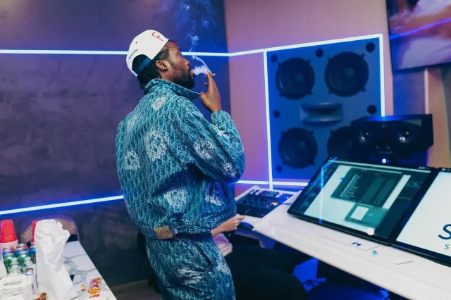 Dior Tears Blue Oblique Denim Jacket worn by Meek Mill on his Instagram account @meekmill