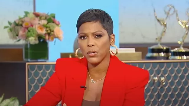 Alex Perry Stretch-crepe Blazer worn by Tamron Hall as seen in Tamron Hall Show on  September 8, 2023