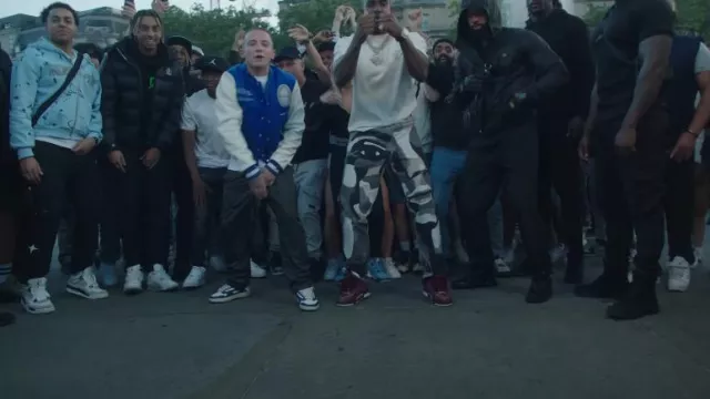 Ashluxe Blue & White Varsity Jacket usada por ArrDee en ONE DIRECTION by ARRDEE X @BugzyMalone (VIDEO OFICIAL)