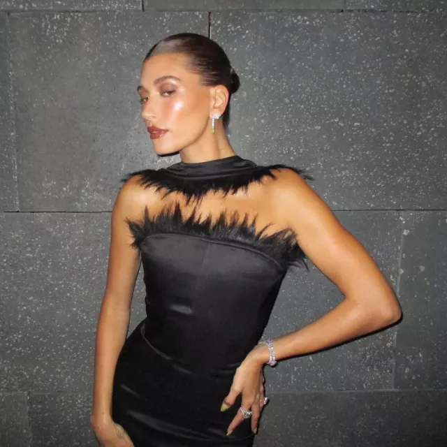 Tiffany & Co. Victoria Tennis Bracelet worn by Hailey Bieber at Tiffany